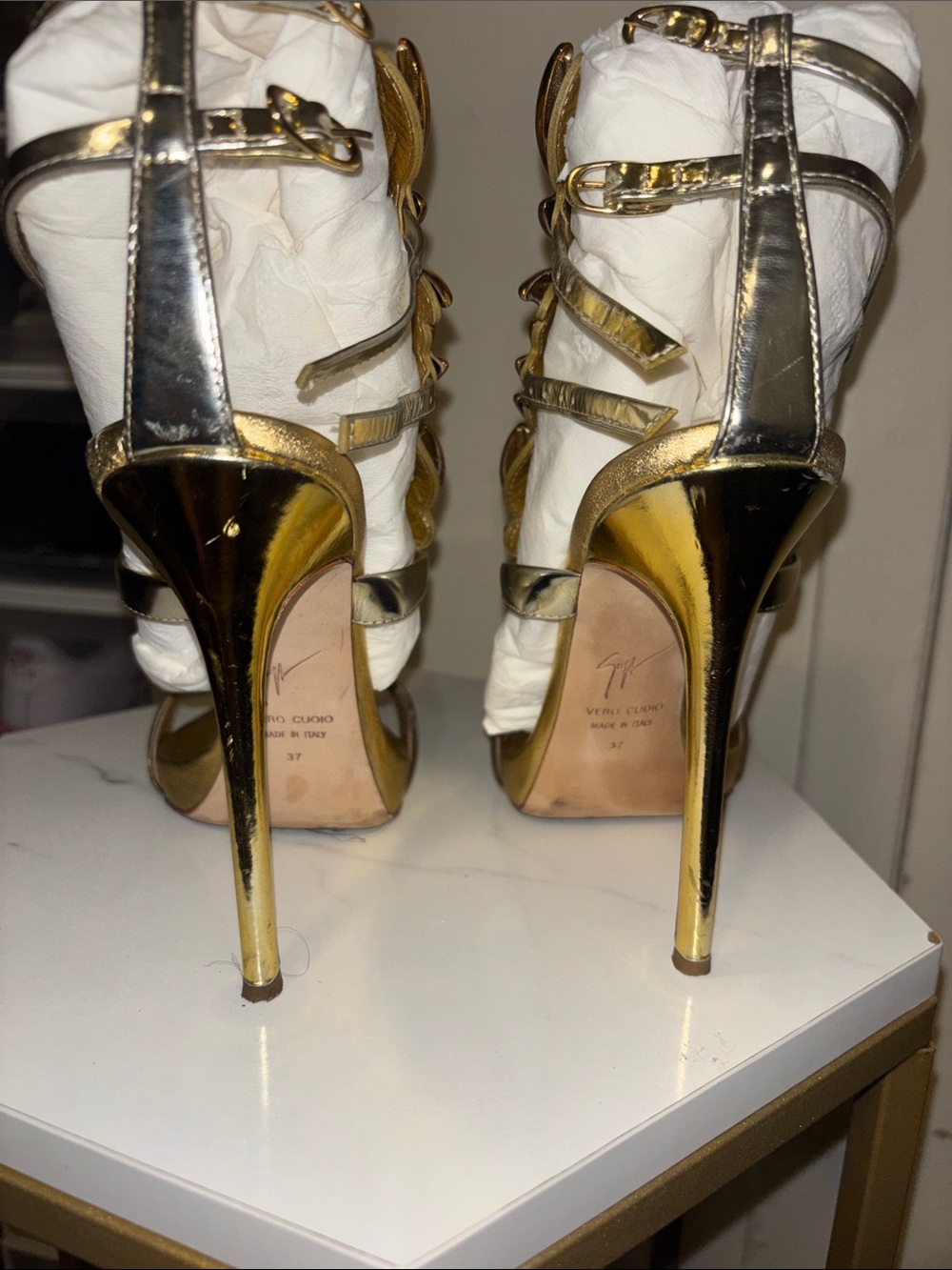 Giuseppe Zanotti Gold Leaf Embellished gold Sandals - Picture 7 of 11